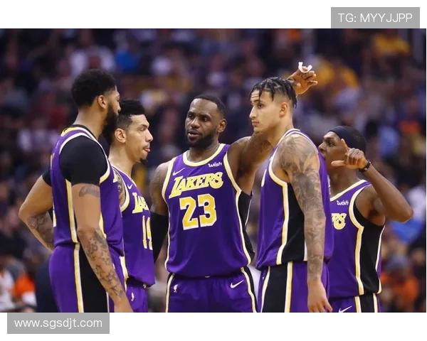 森林狼挑战掘金争夺西部季后赛席位 双方焦点对决引人注目